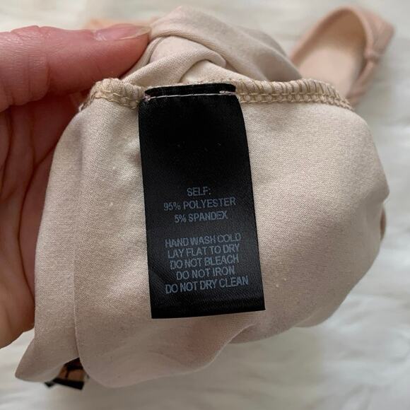 Lulu’s Blush Pink Super Soft Sleeveless Thong Bodysuit Small - Picture 9 of 10